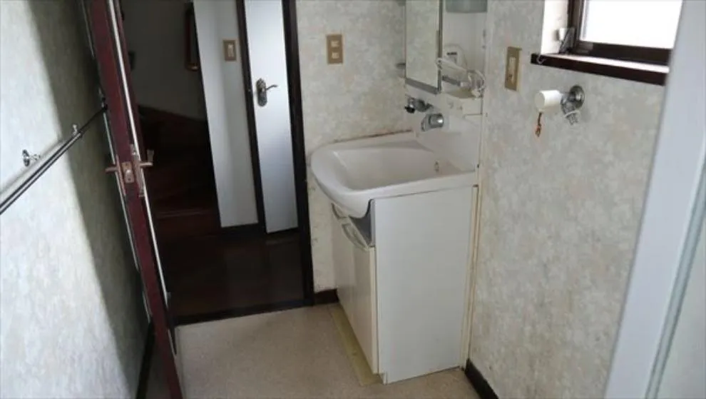 6DK Property Kure City Hiroshima Prefecture (24)