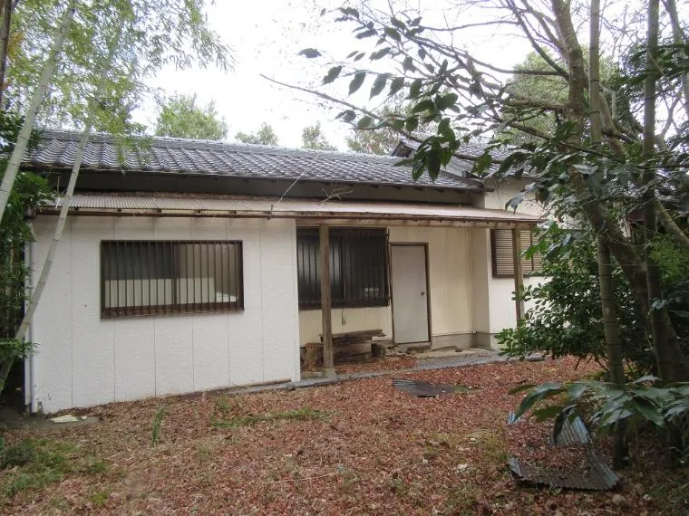 3DK Main House with Separate Storage Building, Isumi City, Chiba Prefecture (2)