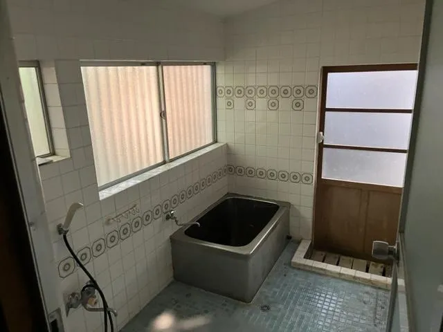 3DK Main House with Separate Storage Building, Isumi City, Chiba Prefecture (8)
