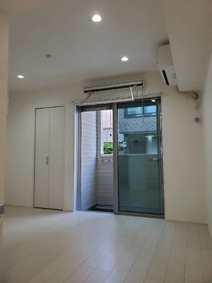 Multi-Unit 1K/1LDK Property Osaka City Osaka Prefecture (10)