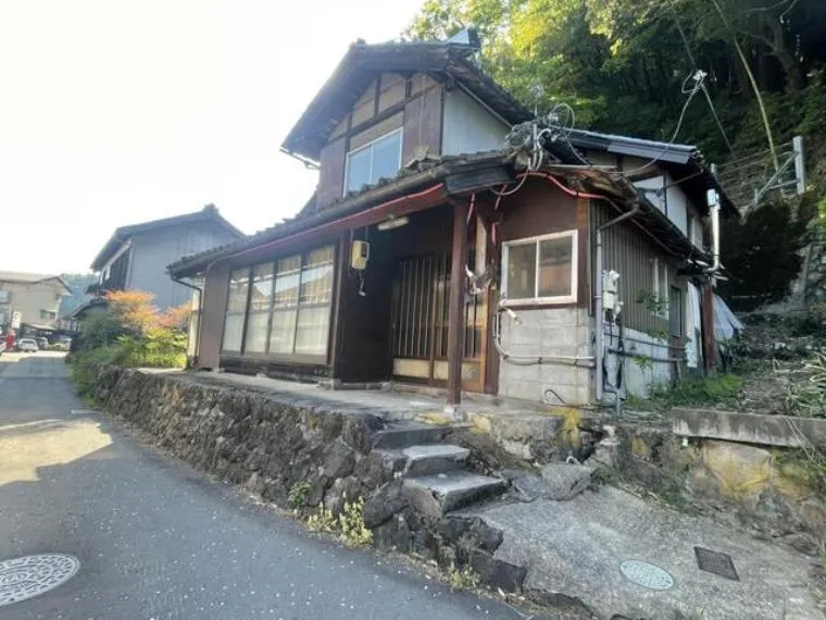 Akiya in Sabae