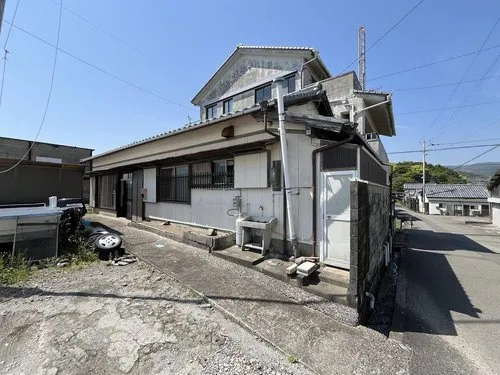 Akiya in Pueblo de Tano