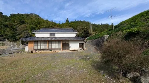 Akiya in Ibara