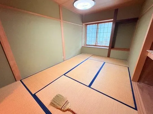 2-Story Property Chino City Nagano Prefecture (3)
