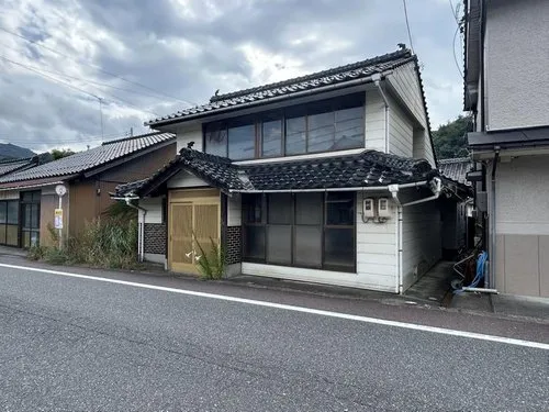 Akiya in Pueblo de Yoshika
