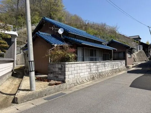 Akiya in Onomichi