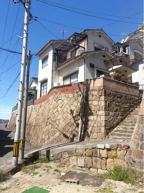 Akiya in Kure