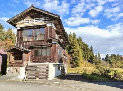 Akiya in Ojiya
