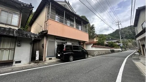 Akiya in Takahashi