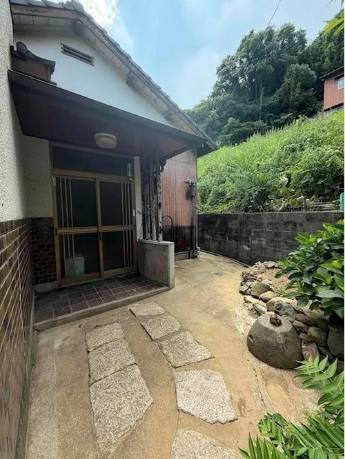 Akiya in Yahatahigashi Ward