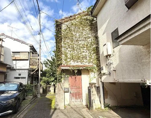 Akiya in Tokyo
