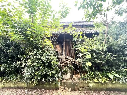 Akiya in كاغاوا